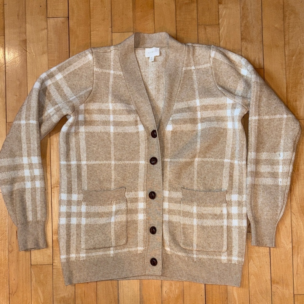 Cyrus Beige faux leather button v-neck Knit Sweater